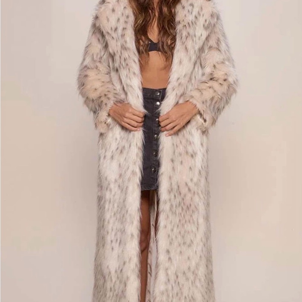 NWT SPIRITHOODS Coat!